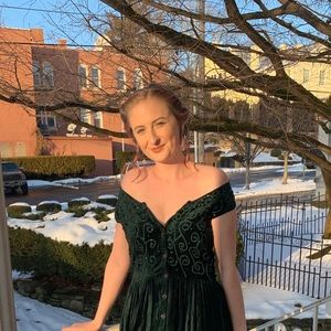 Meet your Posher, Renee